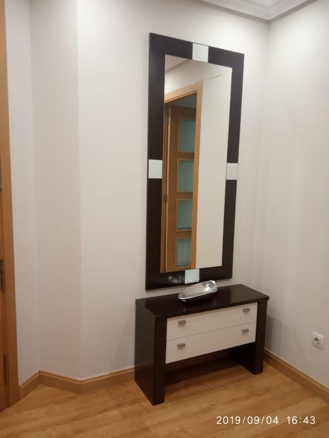 Apartamento Los Lirios Logrono Bagian luar foto